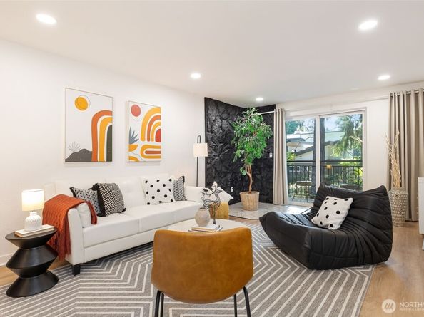 14620 NE 31st Street E202, Bellevue WA 98007