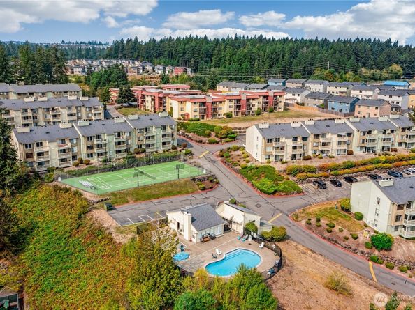 1745 W Sunn Fjord Lane H307, Bremerton WA 98312