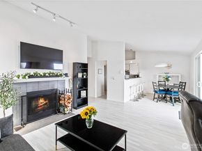 1745 W Sunn Fjord Lane H307, Bremerton WA 98312