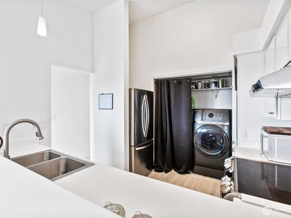 1745 W Sunn Fjord Lane H307, Bremerton WA 98312
