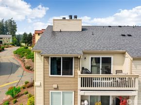 1745 W Sunn Fjord Lane H307, Bremerton WA 98312