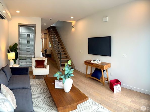 1730 NW 60th Street, Seattle WA 98107