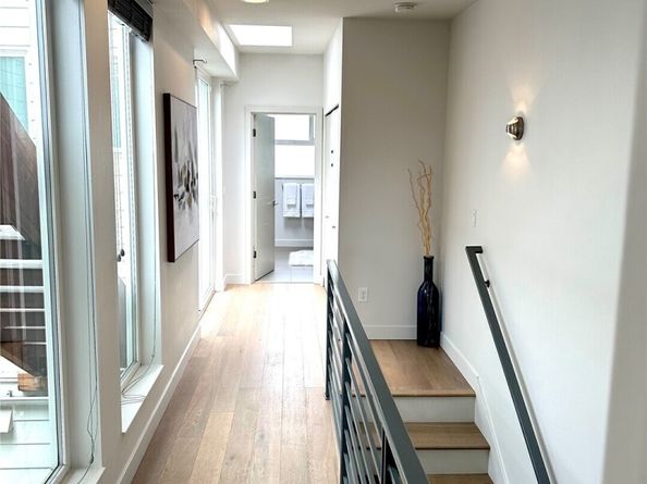 1730 NW 60th Street, Seattle WA 98107