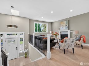 7512 NE 202nd Place, Kenmore WA 98028