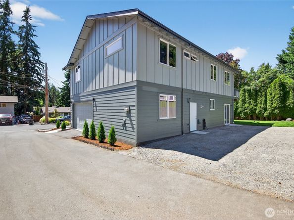 7512 NE 202nd Place, Kenmore WA 98028