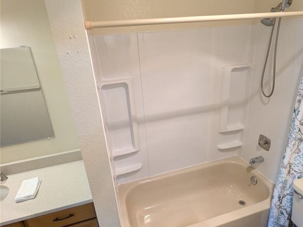 1175 Harrington Place NE 305, Renton WA 98056