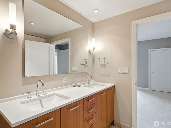10700 NE 4th Street 3116, Bellevue WA 98004