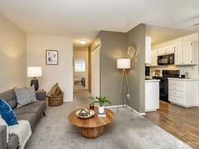 17430 Ambaum Boulevard S 10, Burien WA 98148