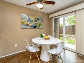 17430 Ambaum Boulevard S 10, Burien WA 98148