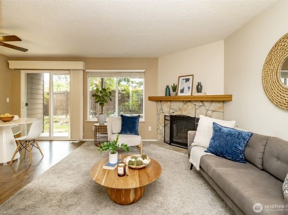 17430 Ambaum Boulevard S 10, Burien WA 98148