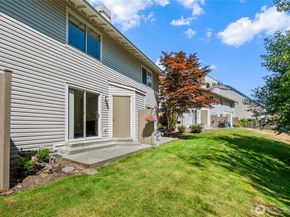 18910 Bothell Everett HWY H2, Bothell WA 98012