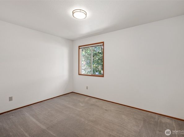 18910 Bothell Everett HWY H2, Bothell WA 98012