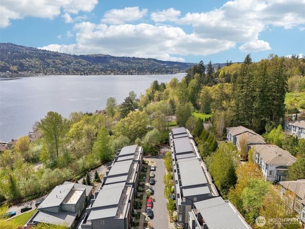 4226 213th Place SE, Issaquah WA 98029