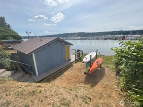 18637 Fjord Drive NE, Poulsbo WA 98370