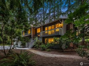 22842 NE 42nd St, Redmond WA 98053
