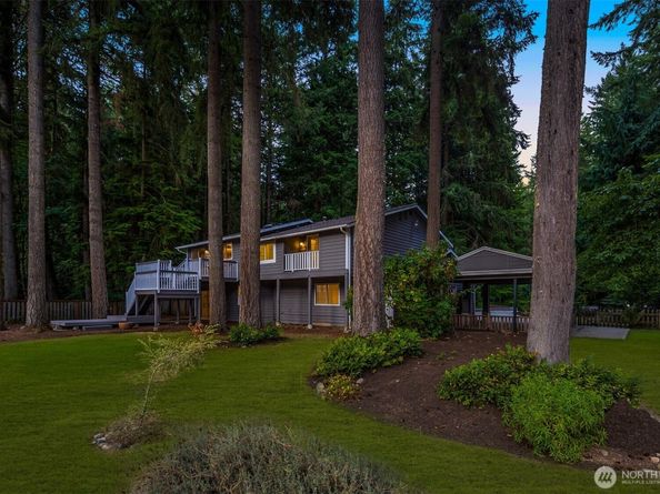 22842 NE 42nd St, Redmond WA 98053