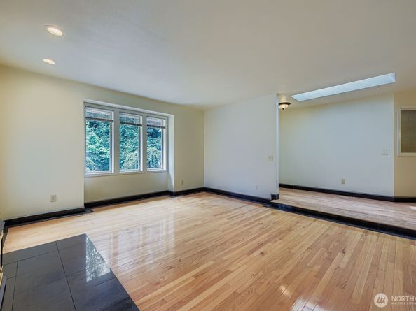 3124 SW 304th Street, Federal Way WA 98023