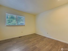 3124 SW 304th Street, Federal Way WA 98023