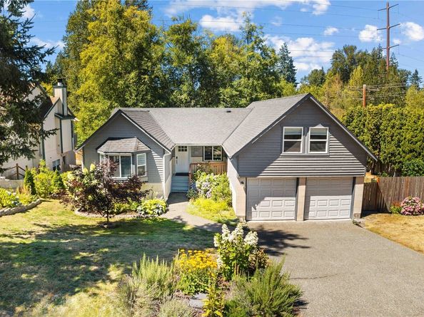 19207 135th Avenue SE, Renton WA 98058