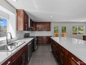19207 135th Avenue SE, Renton WA 98058