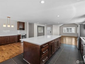 19207 135th Avenue SE, Renton WA 98058