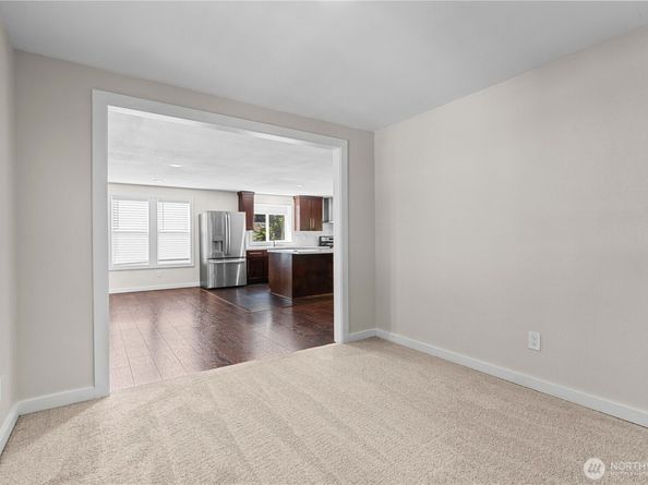 19207 135th Avenue SE, Renton WA 98058