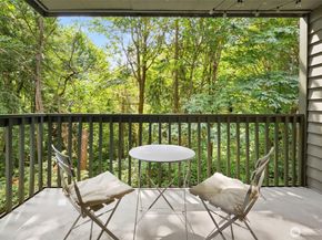 12703 NE 129th Court H202, Kirkland WA 98034