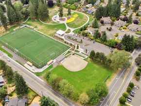 12703 NE 129th Court H202, Kirkland WA 98034
