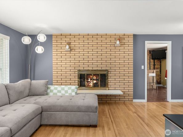 420 SW 127th Street, Seattle WA 98146