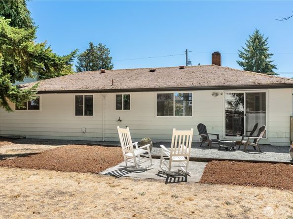420 SW 127th Street, Seattle WA 98146