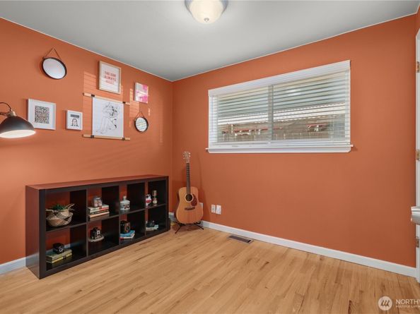 420 SW 127th Street, Seattle WA 98146