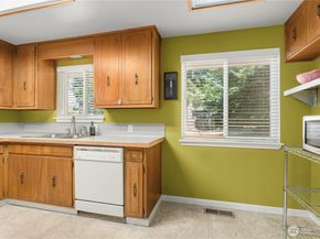 420 SW 127th Street, Seattle WA 98146