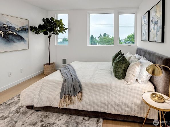 1421 19th Avenue A, Seattle WA 98122