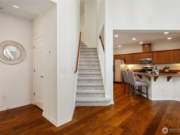 24239 NE 130th Place, Redmond WA 98053