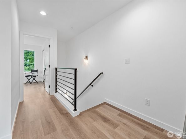 12111 E Gibson, Everett WA 98204