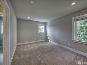 11030 SE 60th Lane, Bellevue WA 98006