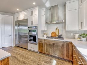 11030 NE 60th Lane, Bellevue WA 98006