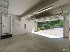 11030 NE 60th Lane, Bellevue WA 98006