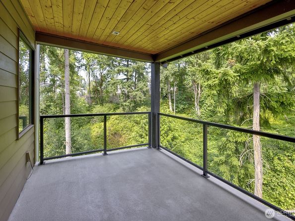 11030 NE 60th Lane, Bellevue WA 98006