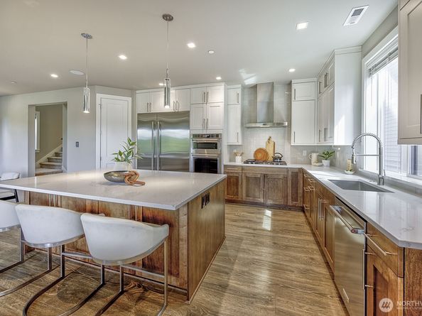 11030 NE 60th Lane, Bellevue WA 98006
