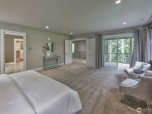 11030 SE 60th Lane, Bellevue WA 98006