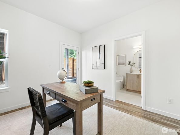 9020 13th Avenue NW B, Seattle WA 98117