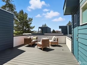 9020 13th Avenue NW B, Seattle WA 98117