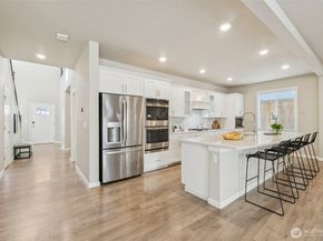 10107 14th Place SE, Lake Stevens WA 98258