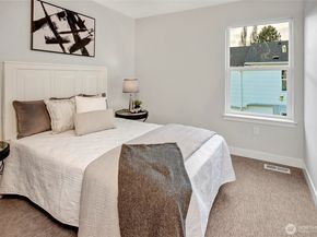6722 NE 187th Street 105, Kenmore WA 98028