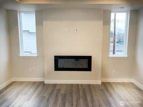 6722 NE 187th Street 105, Kenmore WA 98028