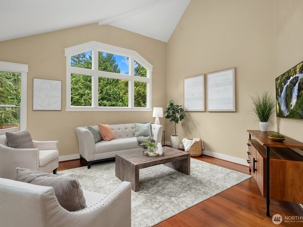 2640 262nd Place SE, Sammamish WA 98075