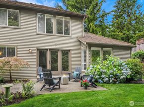 2640 262nd Place SE, Sammamish WA 98075