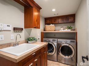2640 262nd Place SE, Sammamish WA 98075