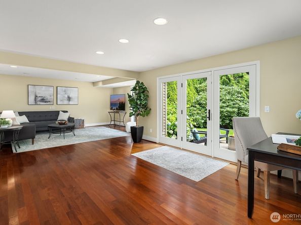 2640 262nd Place SE, Sammamish WA 98075